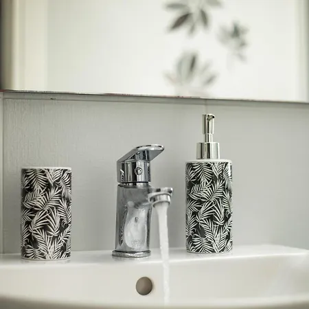 Olympian Muses Apartamento *