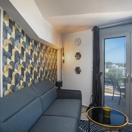 Olympian Muses Apartment *