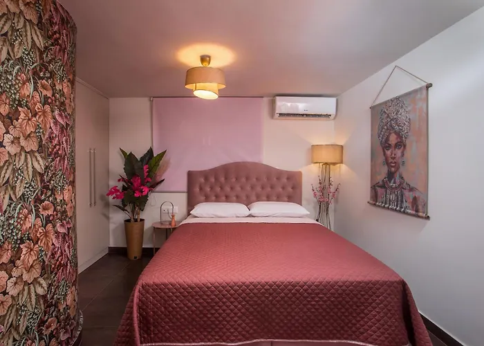 Olympian Muses Apartment *