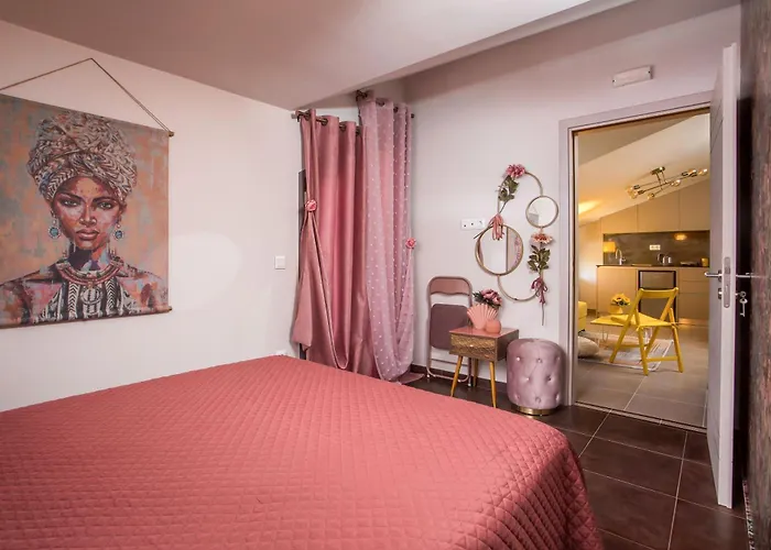 Olympian Muses * Rhodes City