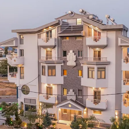 Olympian Muses Appartement